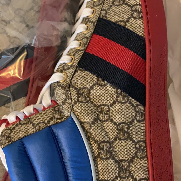 Gucci Sneakers - Picture 3 of 3